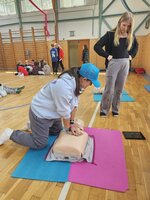 CELOŠKOLNÍ PROJEKT BEZPEČNÁ ŠKOLA - 3. část: Evakuace školy a den plný bezpečí