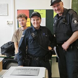 8. B - preventivní program s Městskou policií Sezemice