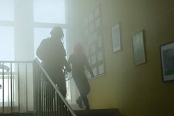 CELOŠKOLNÍ PROJEKT BEZPEČNÁ ŠKOLA - 3. část: Evakuace školy a den plný bezpečí