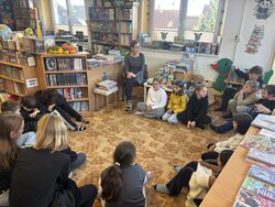 Návštěva sezemické knihovny s 5. C