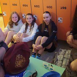 Plavecké závody - 2. stupeň - dívky