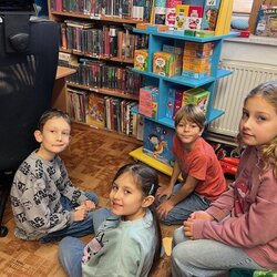 3. B v Městské knihovně Sezemice