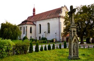Sezemice - kostel