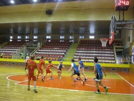 Liga škol v basketbalu