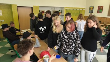 Program ACET - finanční gramotnost v 8. ročníku