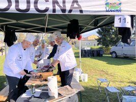 Guláš bez hranic ze Sezemic přilákal dvanáct týmů i stovky návštěvníků