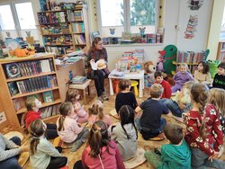 Třída 1. C na návštěvě v Městské knihovně Sezemice