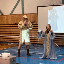 Program S Neilem kolem světa 