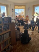 Návštěva sedmých ročníků v městské knihovně