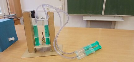 Sedmáci objevovali kouzlo hydrauliky