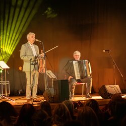 Hudební zážitek v sále sezemické radnice