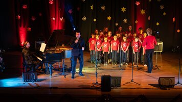 Hudební zážitek v sále sezemické radnice