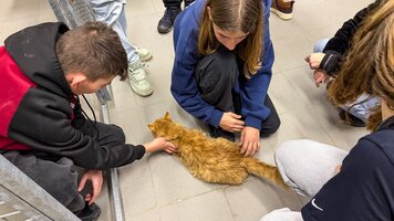 Předání darů z Vánočního bazárku