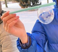 Mrazivé počasí jako příležitost k tvoření v 5. B