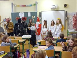 Mikulášský den v prvostupňových třídách i družině