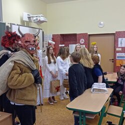 Mikulášský den v prvostupňových třídách i družině