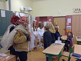 Mikulášský den v prvostupňových třídách i družině