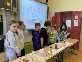 Anglický snack bar 4. B