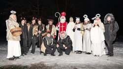 Spolupráce ZŠ Sezemice s městem při mikulášské nadílce
