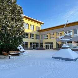 Oslavy 530. výročí založení školy v Sezemicích se blíží!