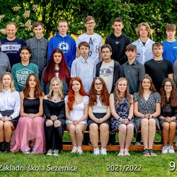 Devítky se loučí - časopis absolventů 2022