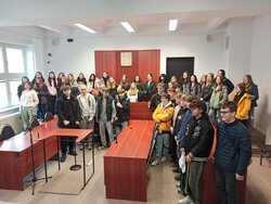 Exkurze 9. ročníků u Okresního soudu v Pardubicích