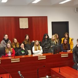 Exkurze 9. ročníků u Okresního soudu v Pardubicích