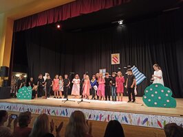 Pestré jaro ve 4. B