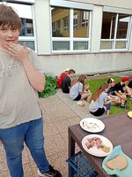 Předprázdninové spaní ve škole