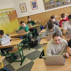 Výchova k občanství v osmých třídách – podpora finanční a digitální gramotnosti