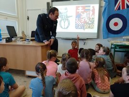 Beseda o letcích RAF 2. B