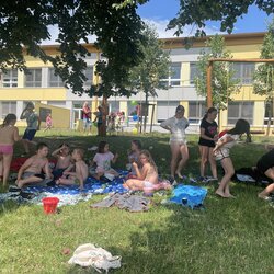Piknik a zvířátka ve školní družině