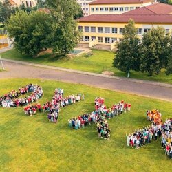  Poslední ohlédnutí za oslavami výročí založení školy v Sezemicích