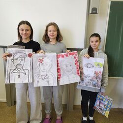 zleva: Kristýna Janošová, Žaneta Pražanová, (pouze obrázek - Štěpán Krejčík) a Mariia Savula, 