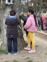 Jarní stezka na školním hřišti