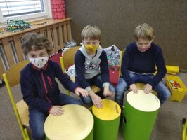 Projektový den - Hudební nástroje hravě