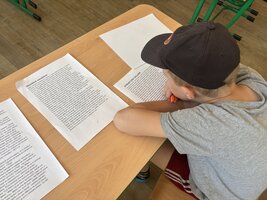 Čtenářské odpoledne ve 4. C: Dobrodružství ve vesmíru