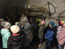 Projektový den - Historie Vánoc na zámku Žleby