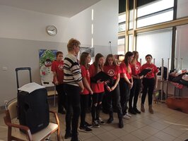Zpívání v Domově seniorů Pardubice